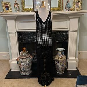 NWT AMAZING Black open weave crocheted maxi dress w/slide slit